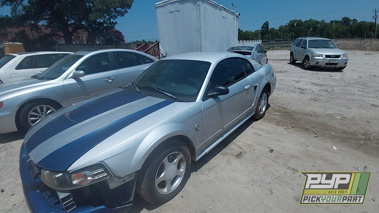 Photo of 2004 Ford Mustang