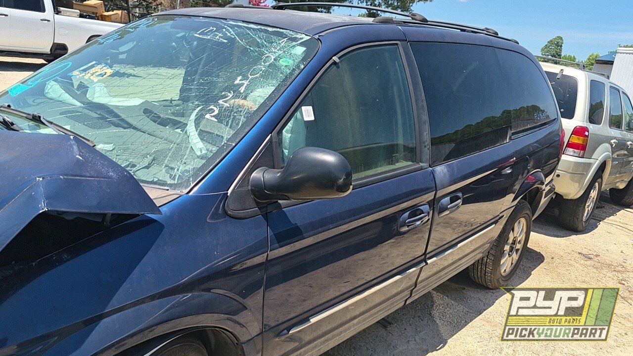 Photo of 2003 Chrysler Town & Country