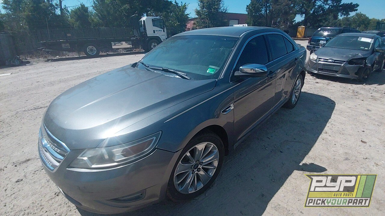 Photo of 2012 Ford Taurus