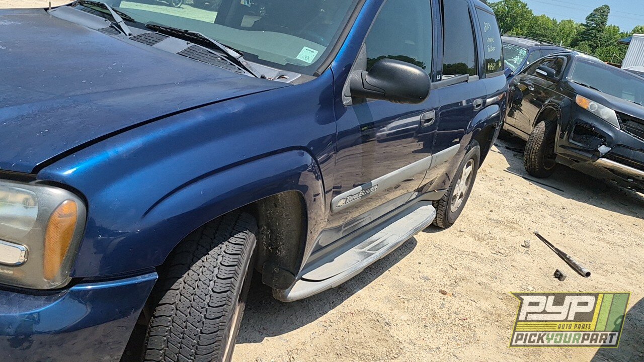 Photo of 2004 Chevrolet Trailblazer