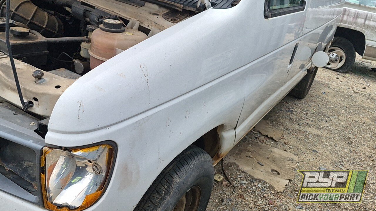 Photo of 2003 Ford E-150