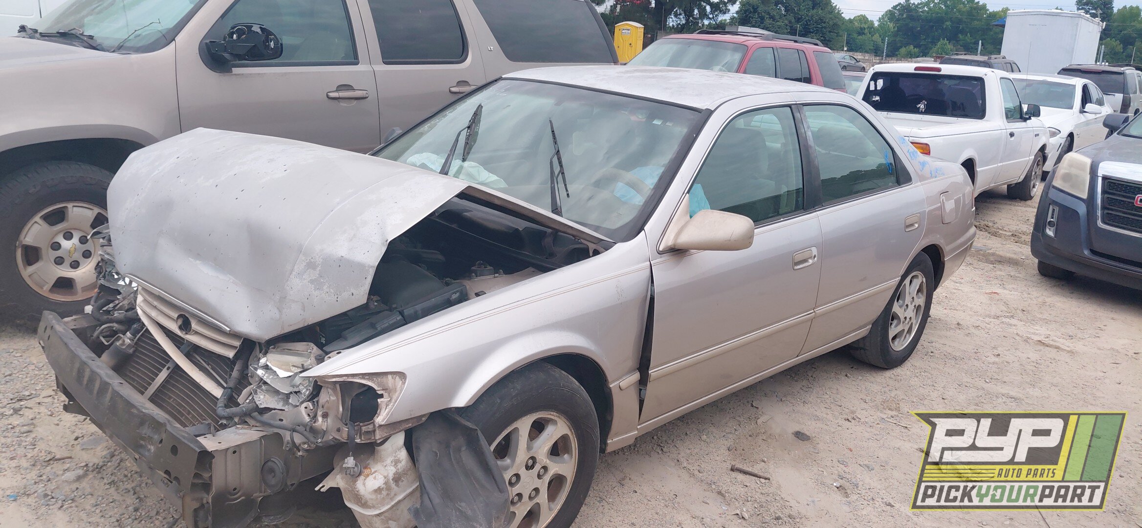 Photo of 1998 Toyota Camry