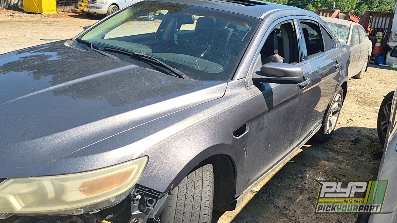 Photo of 2011 Ford Taurus