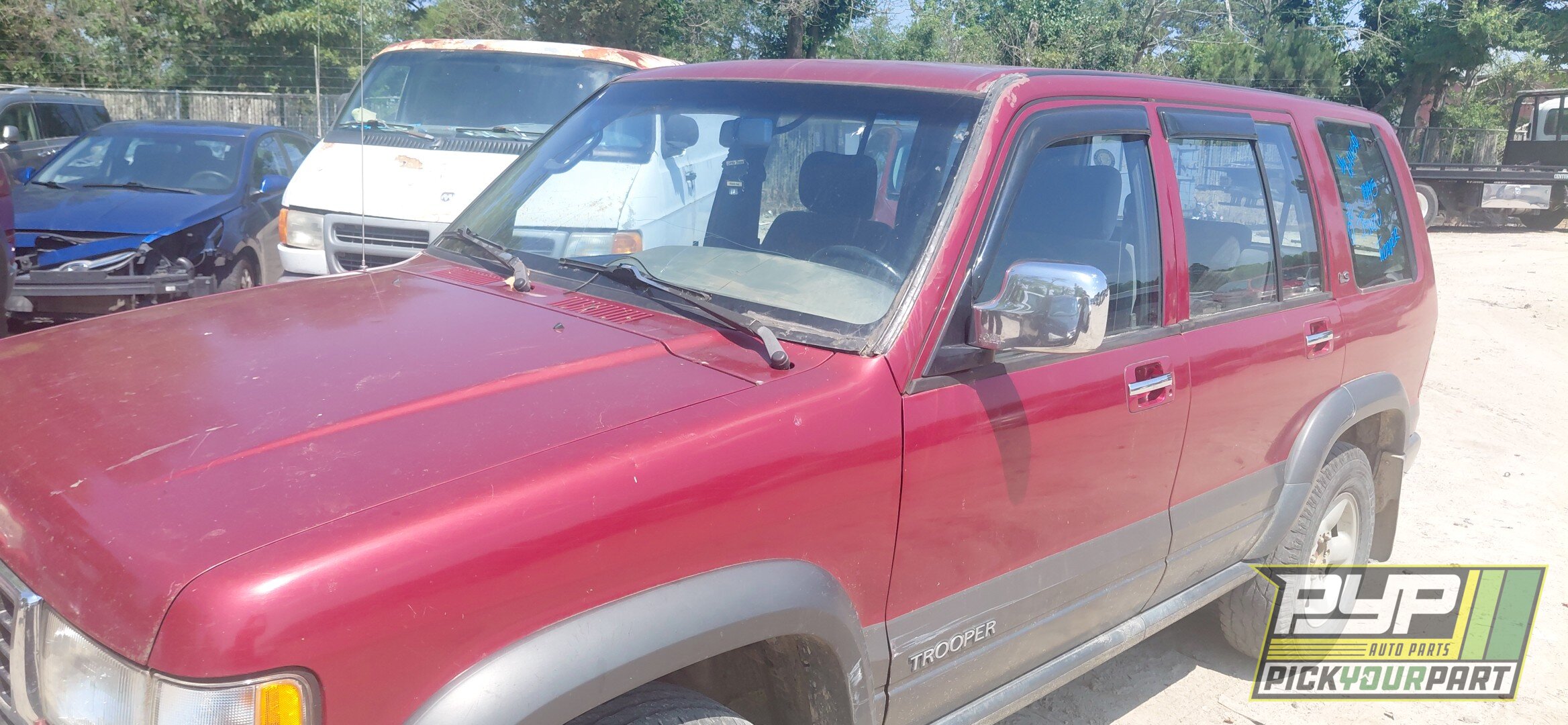 Photo of 1995 Isuzu Trooper