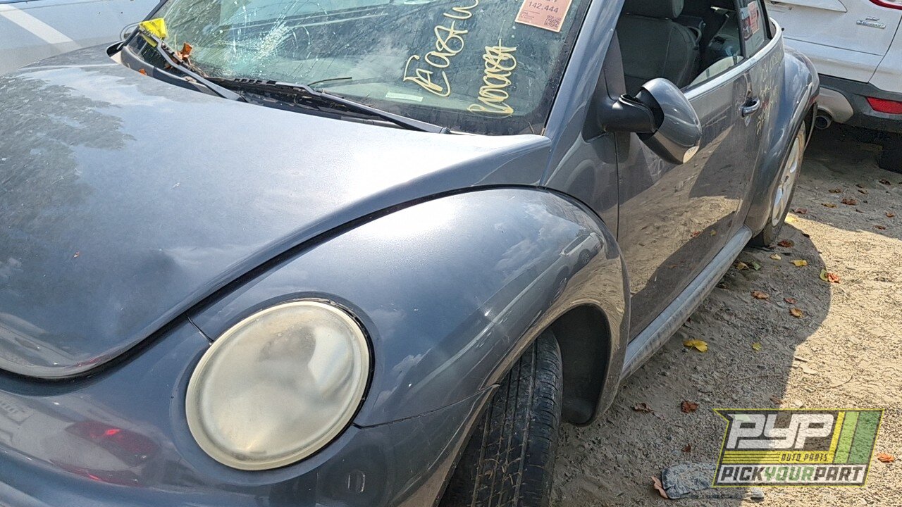 Photo of 2004 Volkswagen Beetle