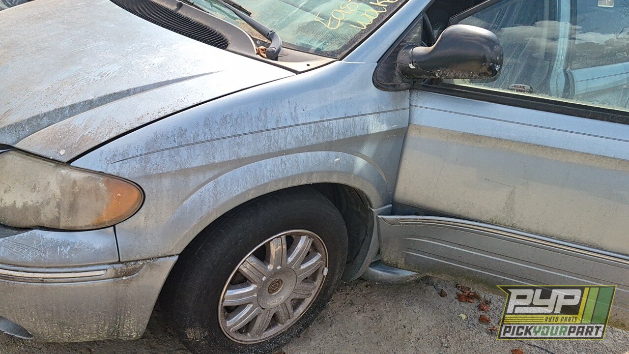 Photo of 2005 Chrysler Town & Country