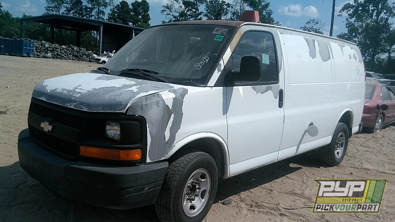Photo of 2004 Chevrolet Express 2500