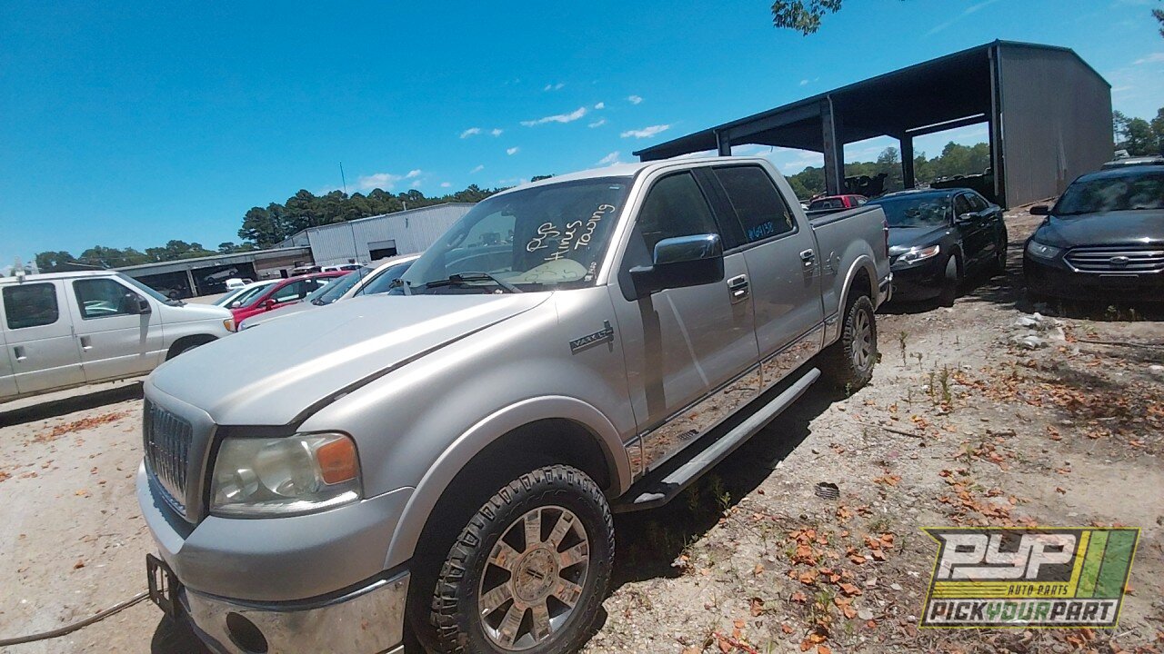 Photo of 2006 Lincoln Mark Lt