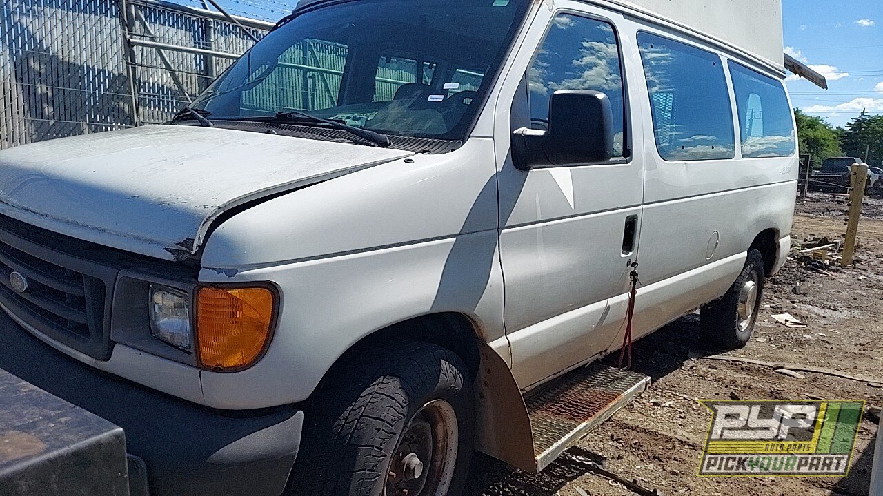 Photo of 2006 Ford E-250