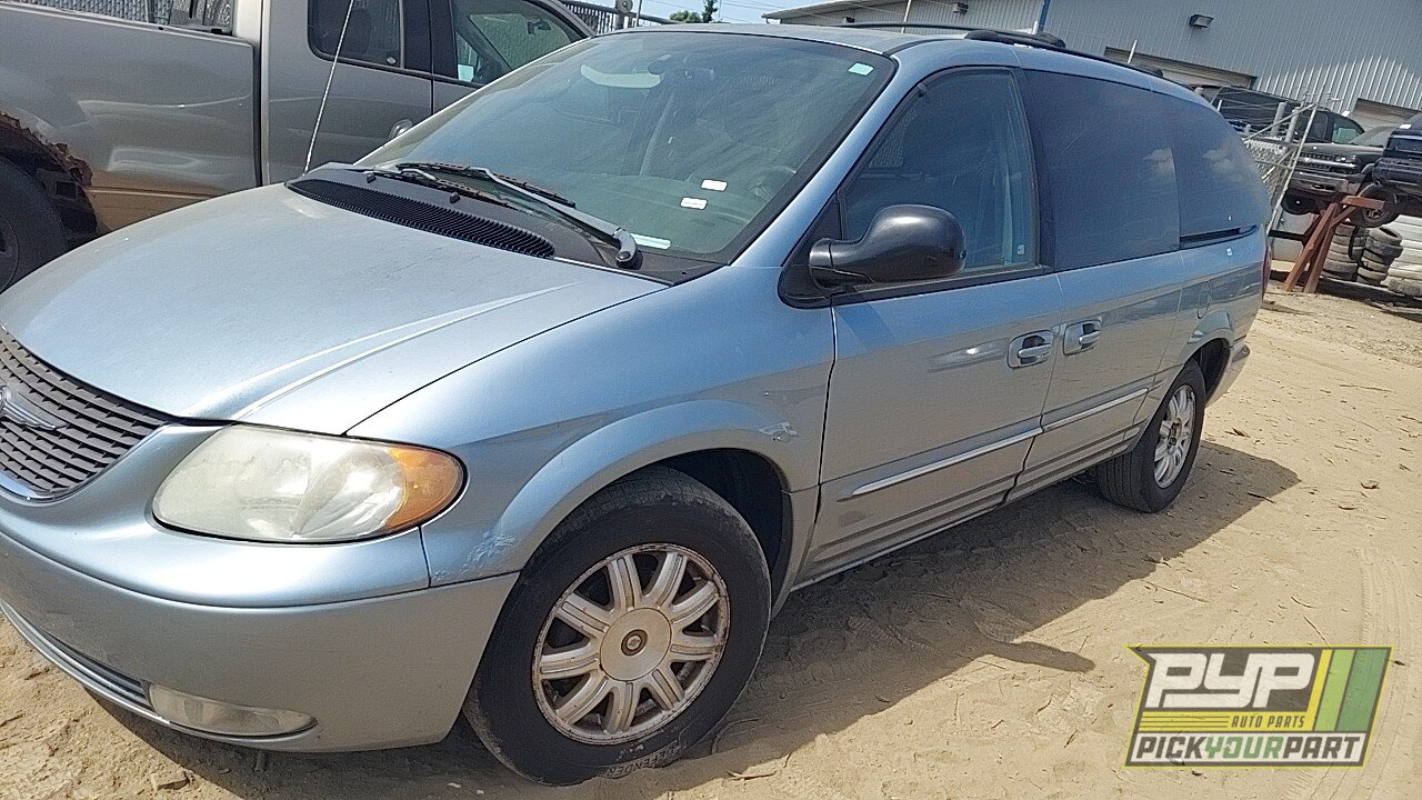 Photo of 2004 Chrysler Town & Country