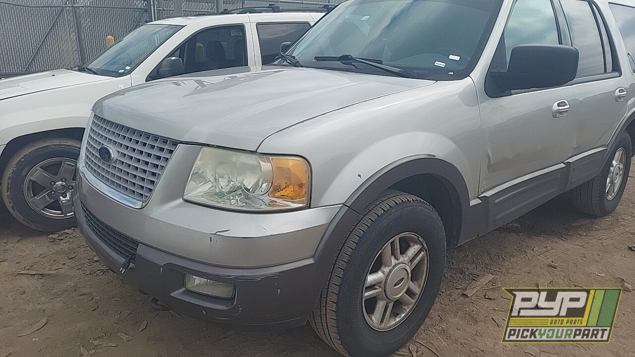 Photo of 2004 Ford Expedition