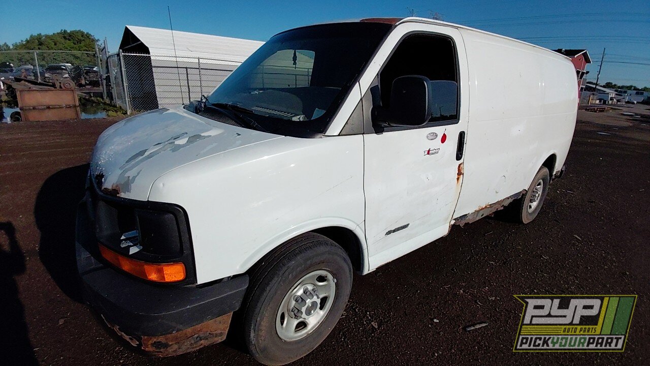 Photo of 2003 Chevrolet Express 3500