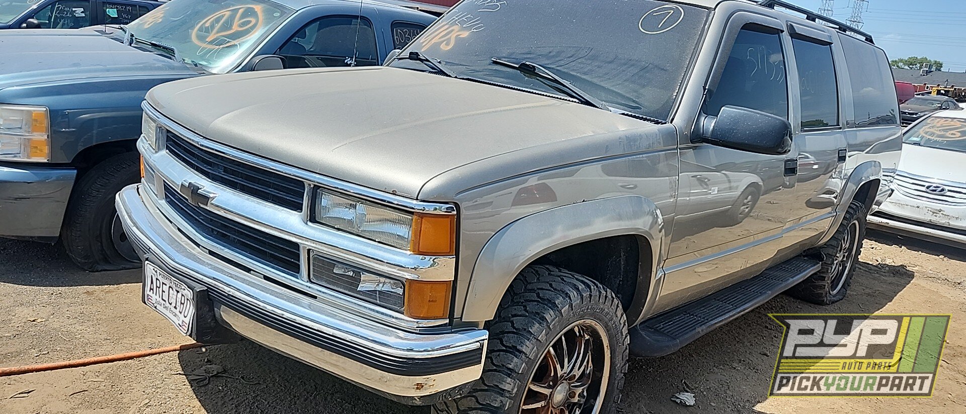 Photo of 1999 Chevrolet K1500 Suburban