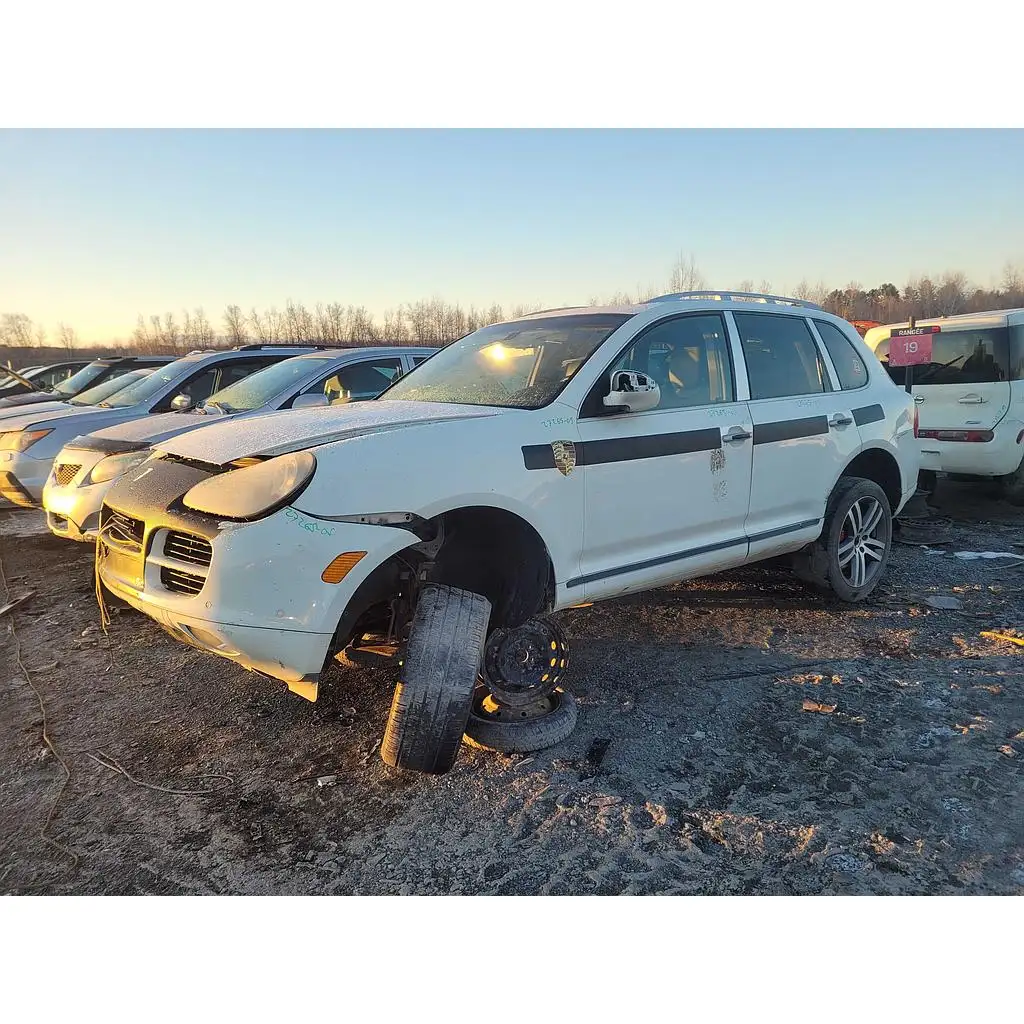 Photo of 2005 Porsche Cayenne