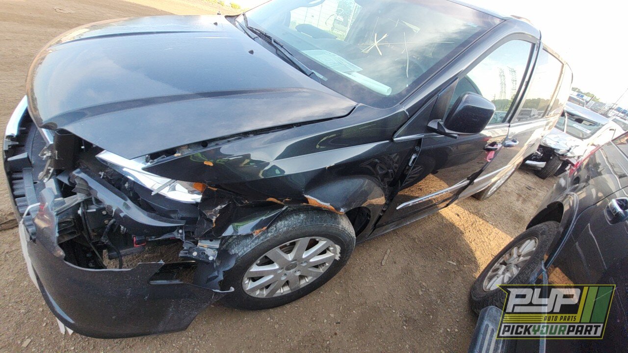 Photo of 2013 Chrysler Town & Country