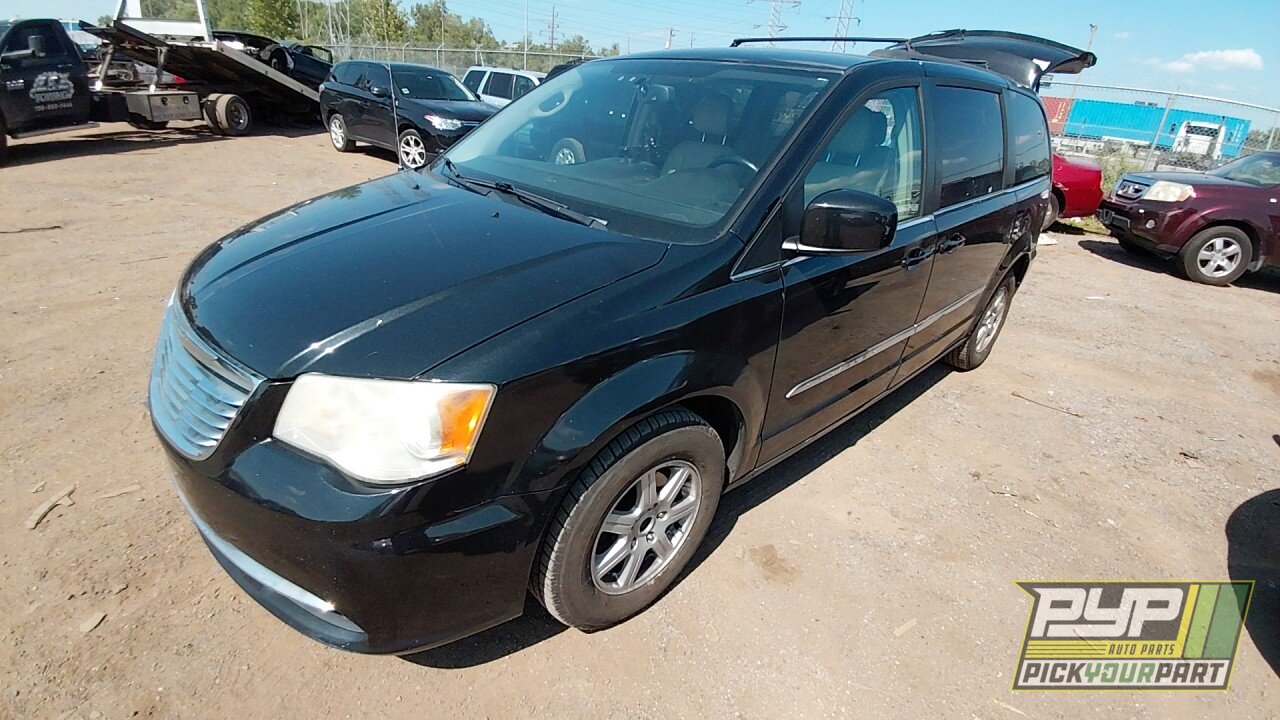 Photo of 2013 Chrysler Town & Country