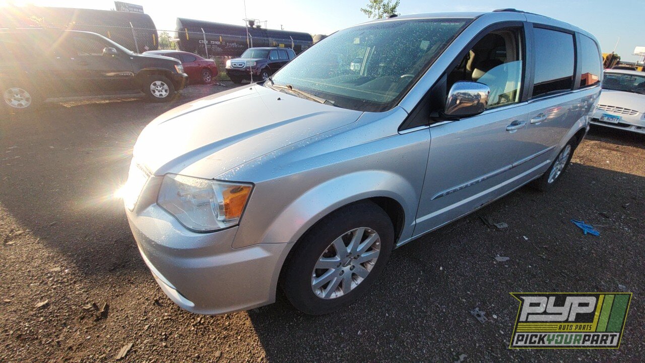 Photo of 2011 Chrysler Town & Country