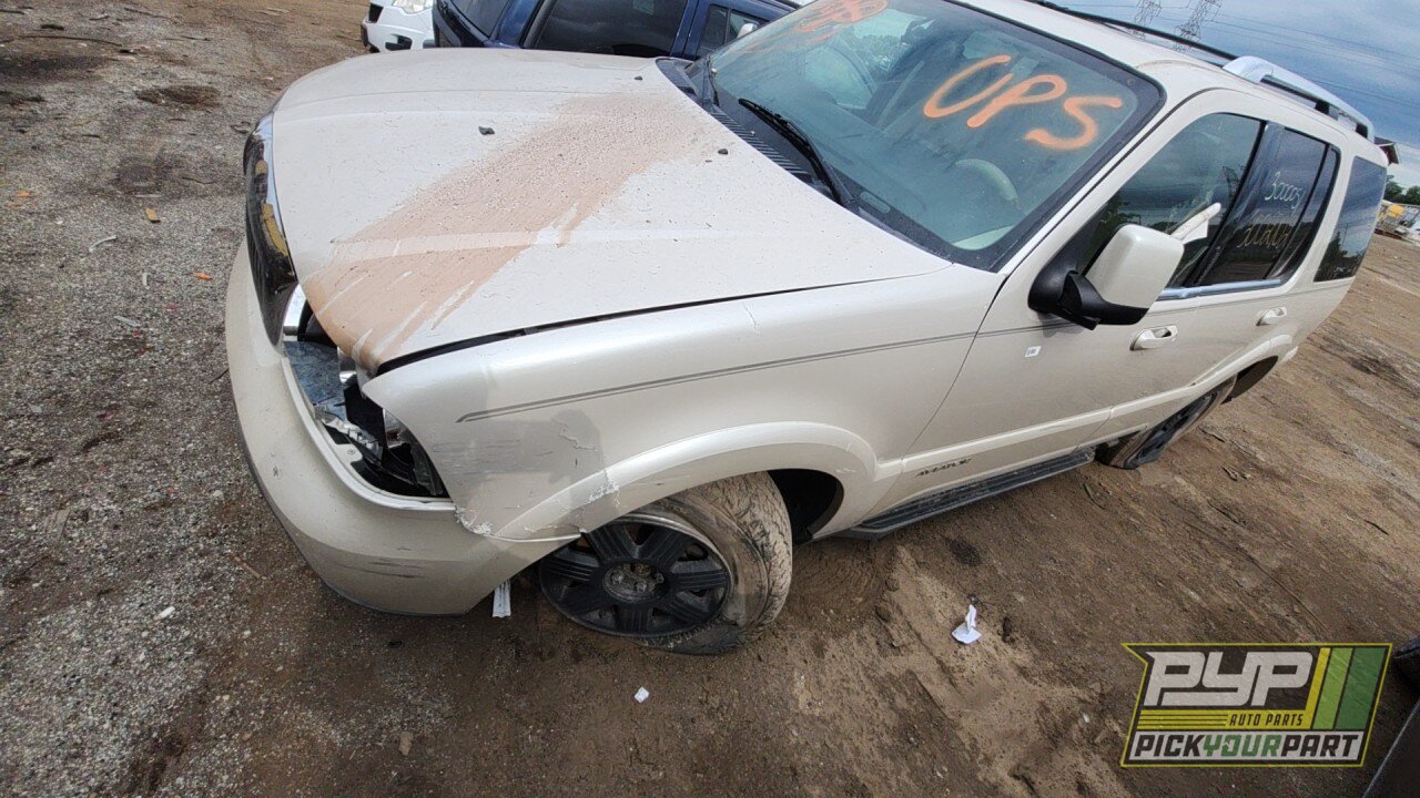 Photo of 2005 Lincoln Aviator