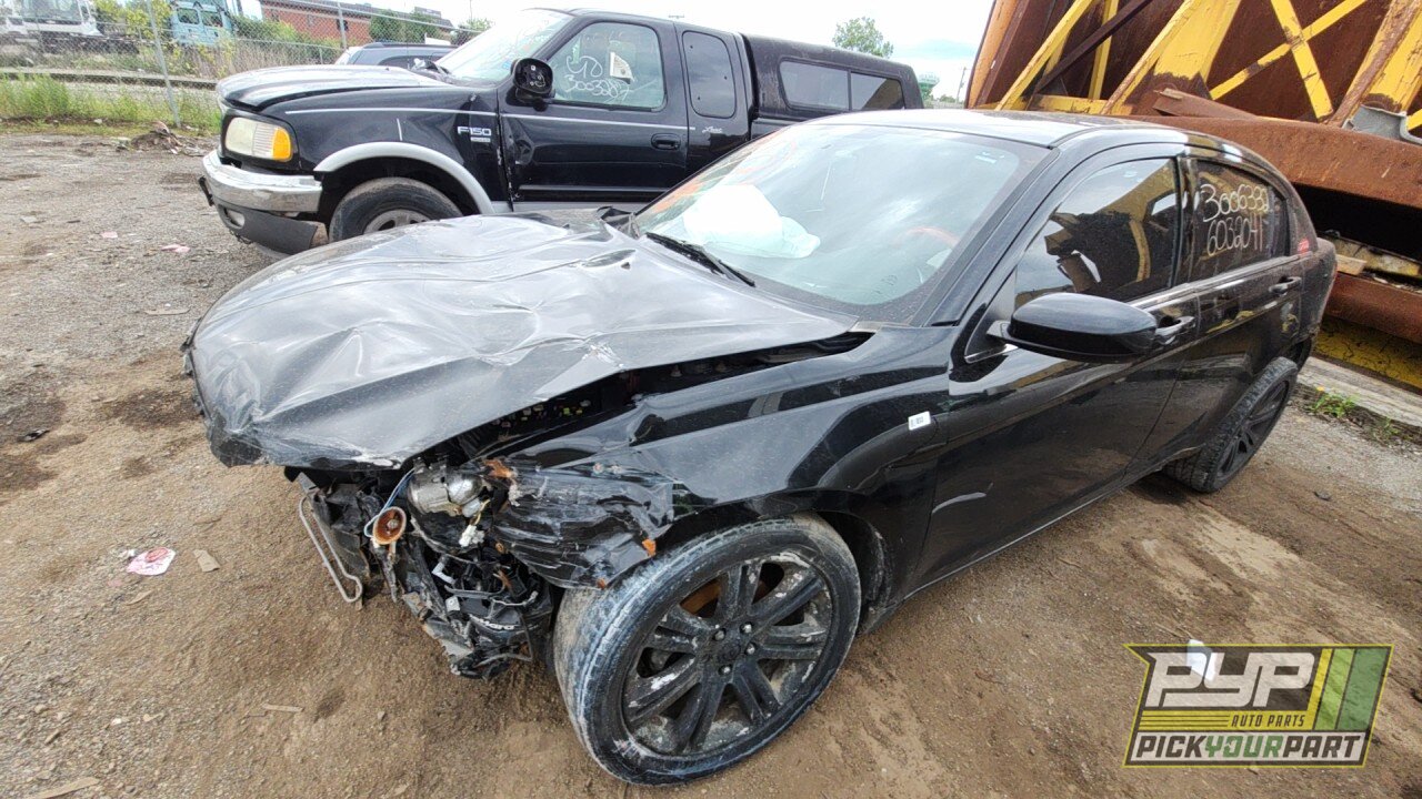 Photo of 2013 Chrysler 200