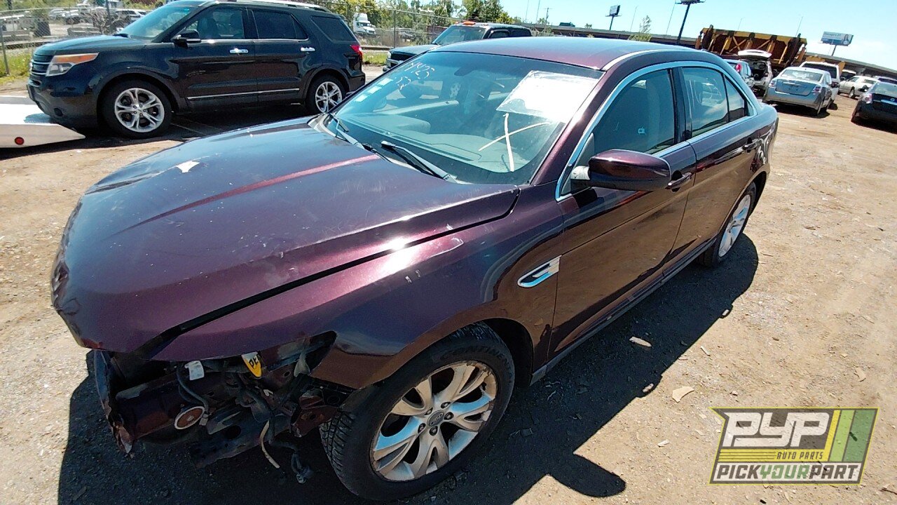 Photo of 2011 Ford Taurus