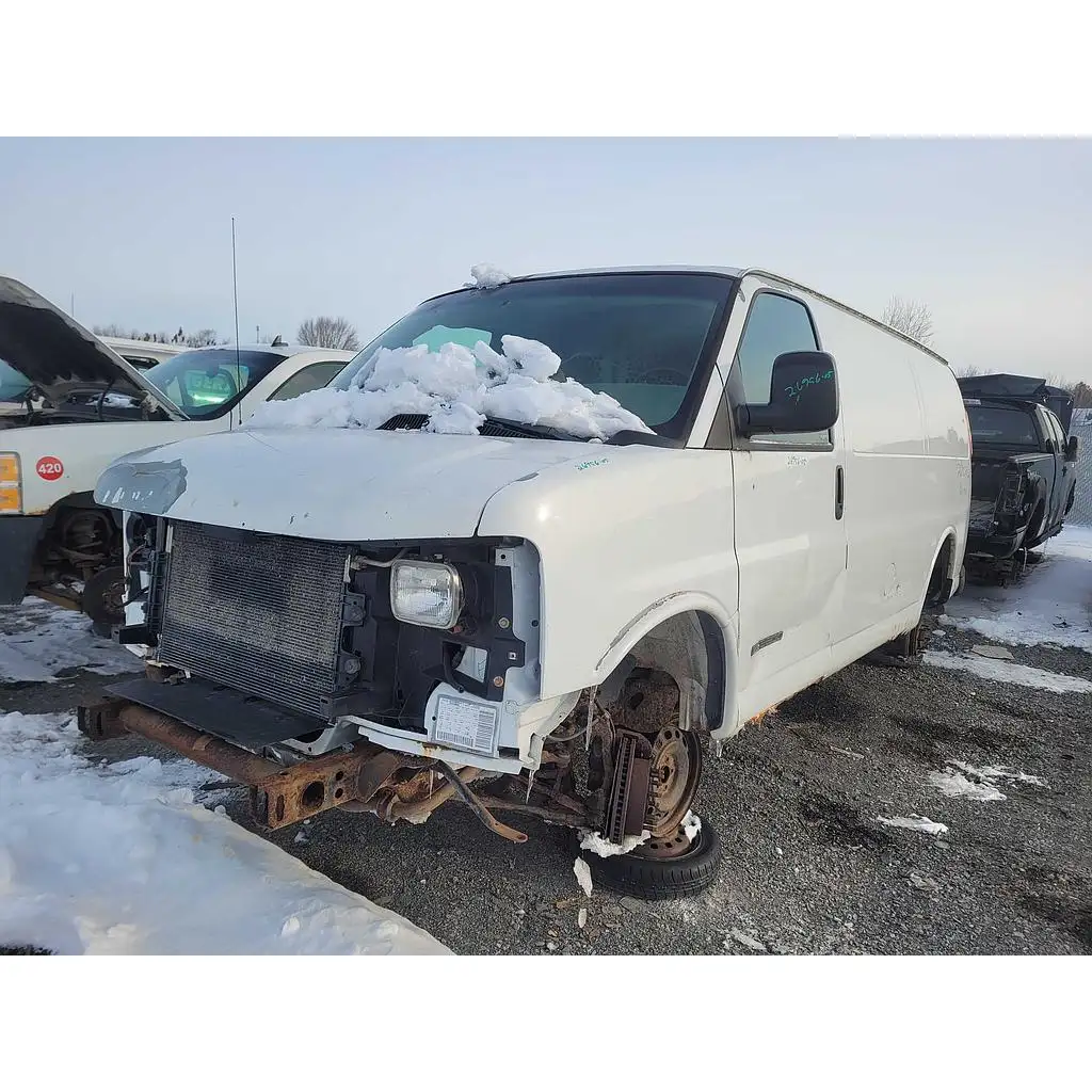 Photo of 2005 Gmc Savana Cargo