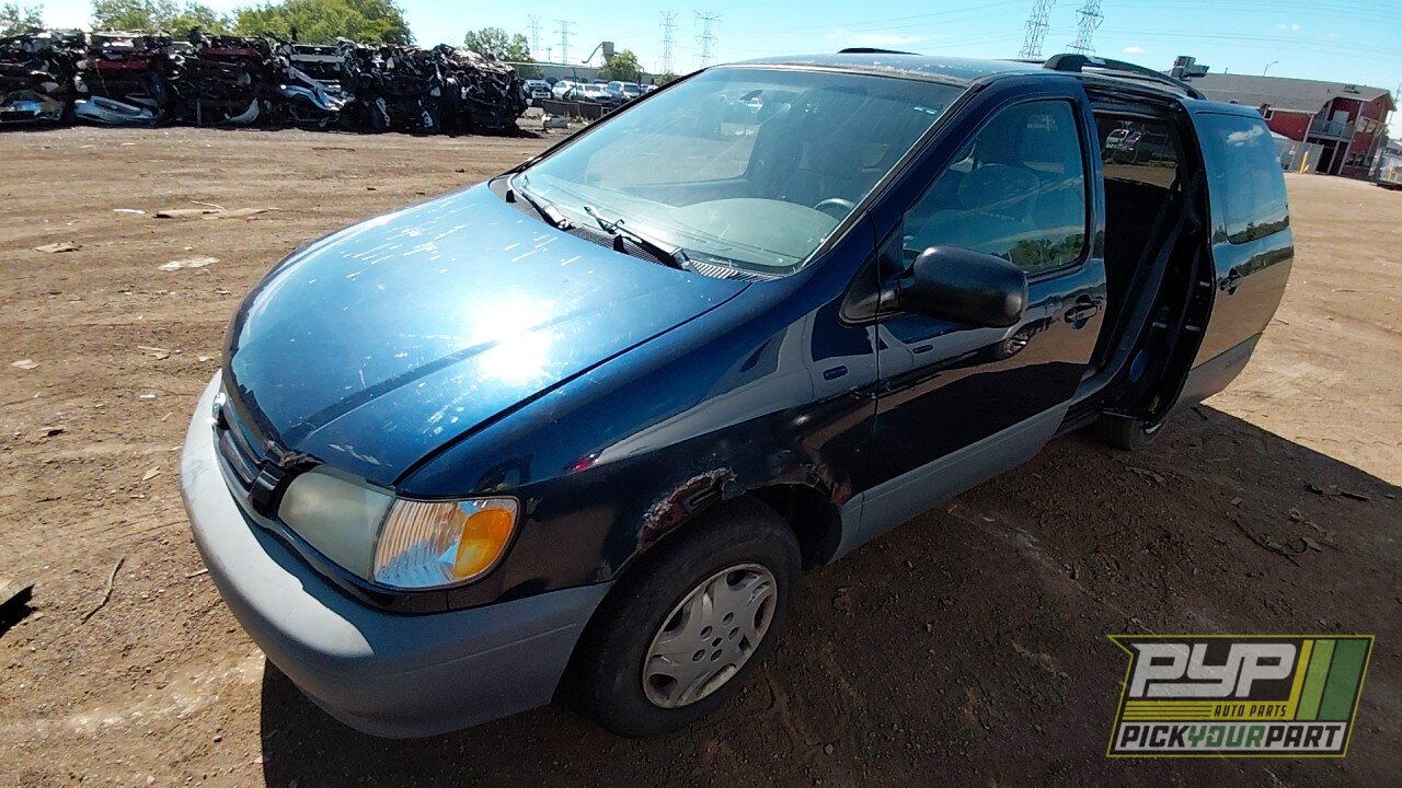 Photo of 2002 Toyota Sienna