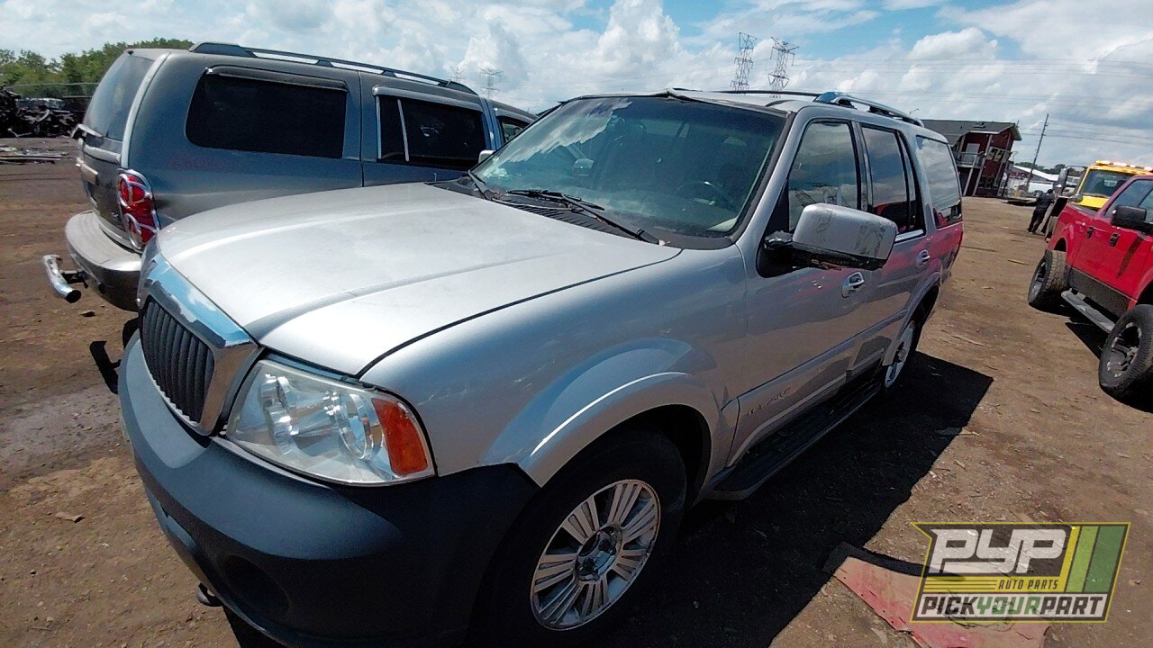 Photo of 2003 Lincoln Navigator