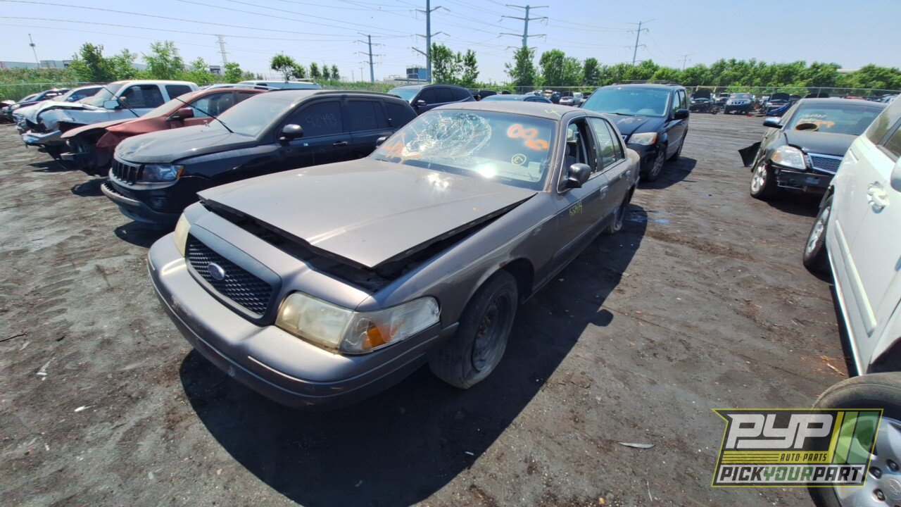 Photo of 2001 Ford Crown Victoria
