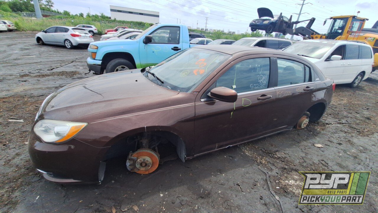 Photo of 2013 Chrysler 200