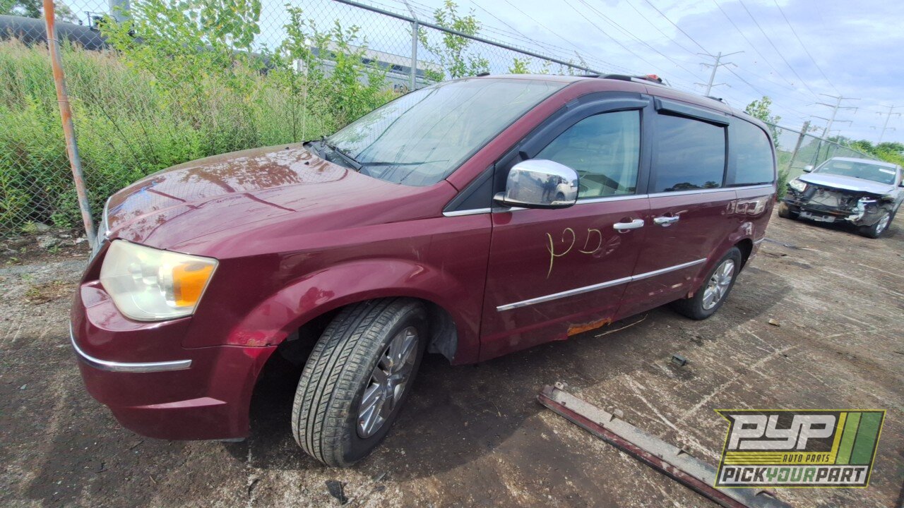 Photo of 2008 Chrysler Town & Country