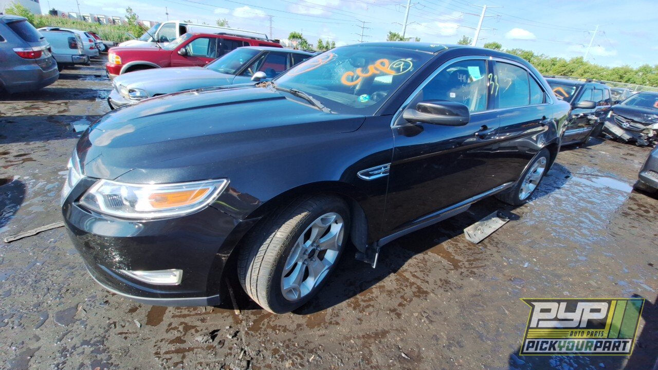 Photo of 2011 Ford Taurus