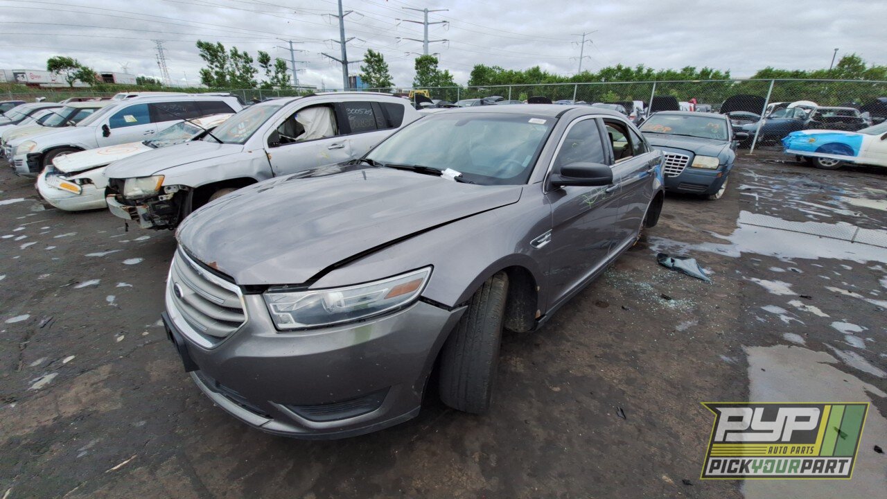 Photo of 2013 Ford Taurus