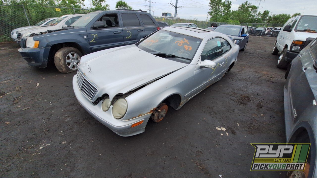Photo of 2002 Mercedes-Benz Clk320