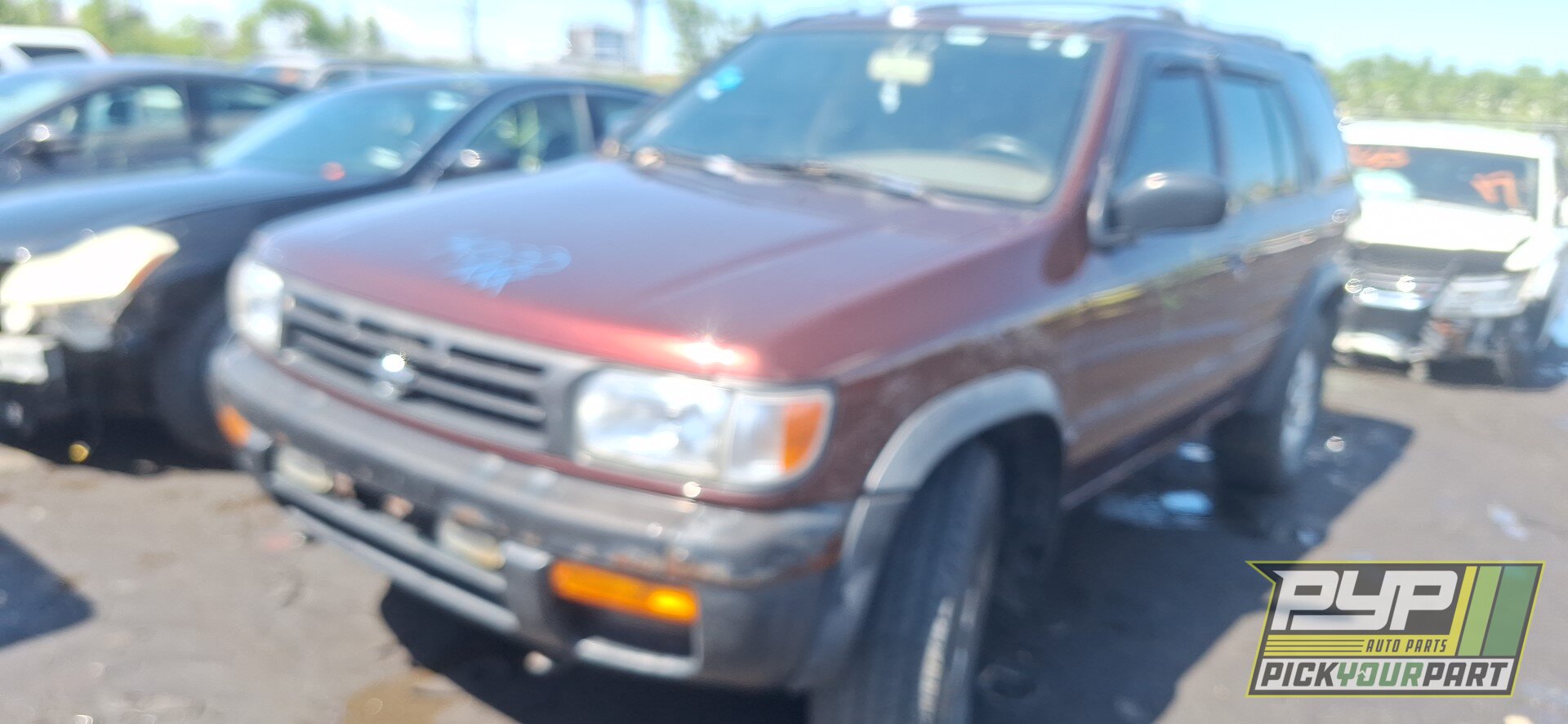 Photo of 1998 Nissan Pathfinder