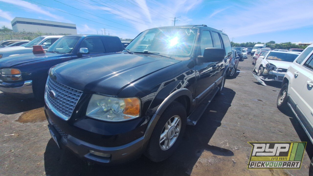 Photo of 2004 Ford Expedition