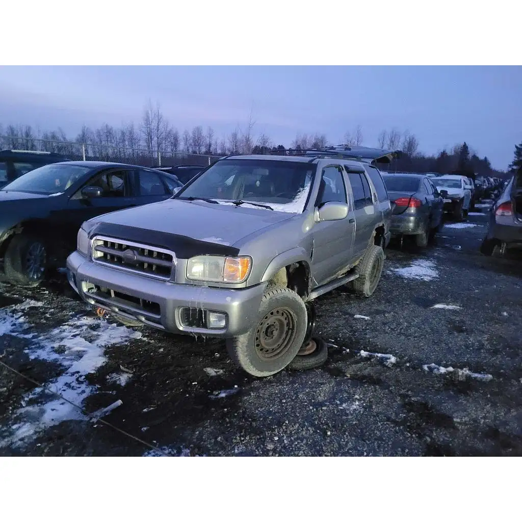 Photo of 1999 Nissan Pathfinder
