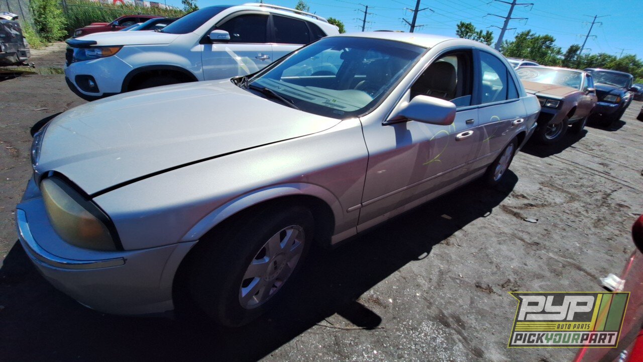 Photo of 2005 Lincoln Ls