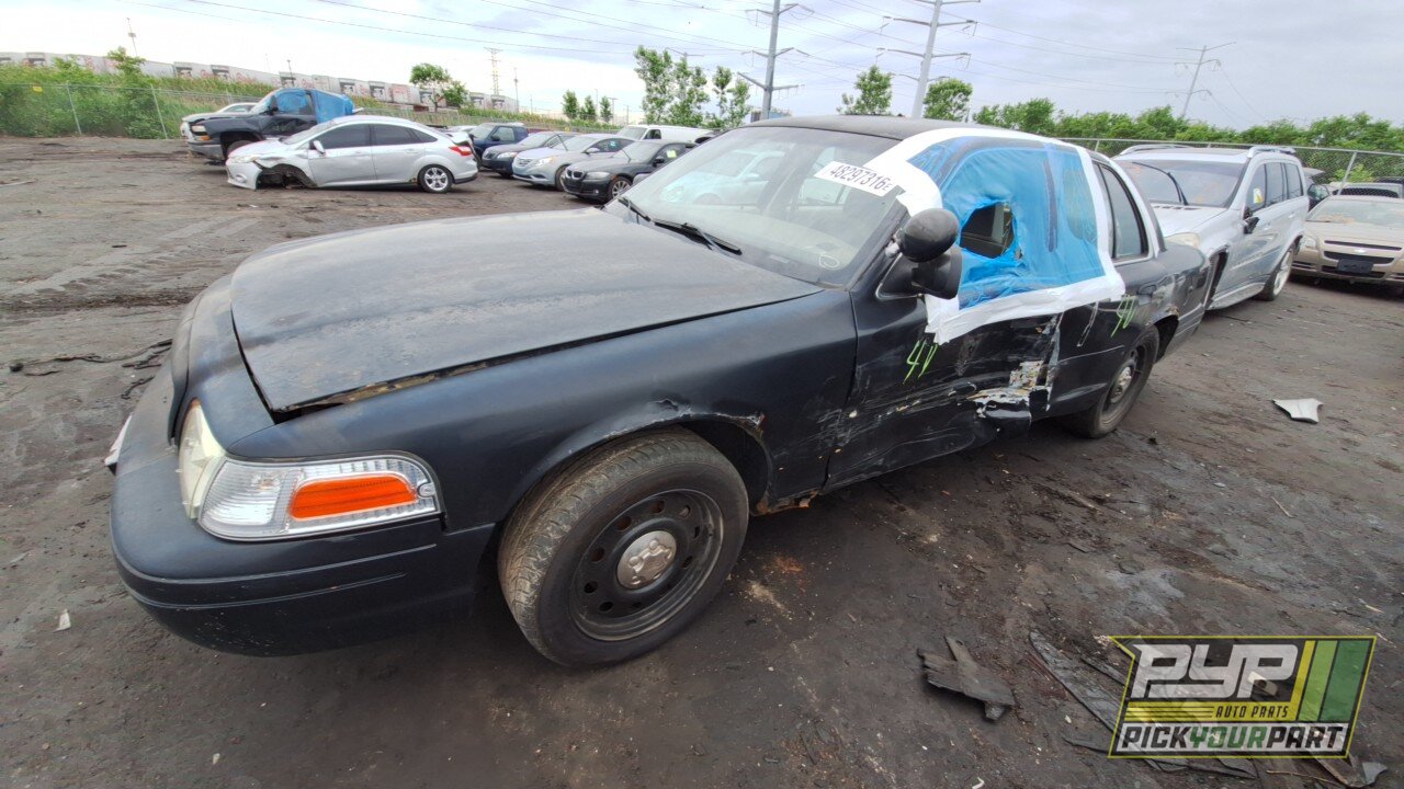 Photo of 2008 Ford Crown Victoria