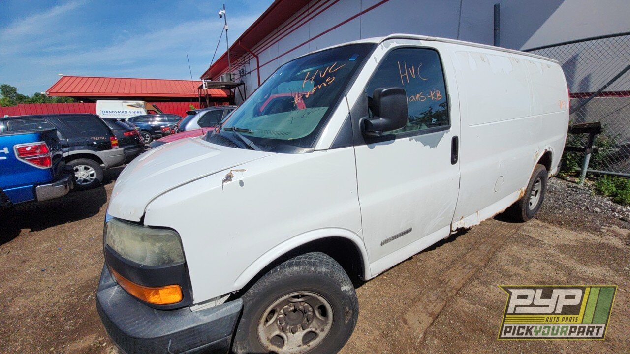Photo of 2005 Gmc Savana 2500