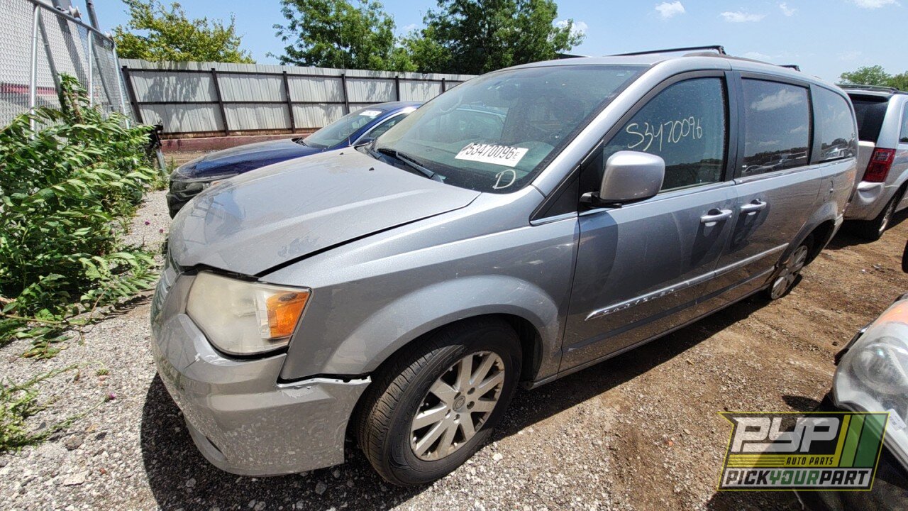 Photo of 2014 Chrysler Town & Country