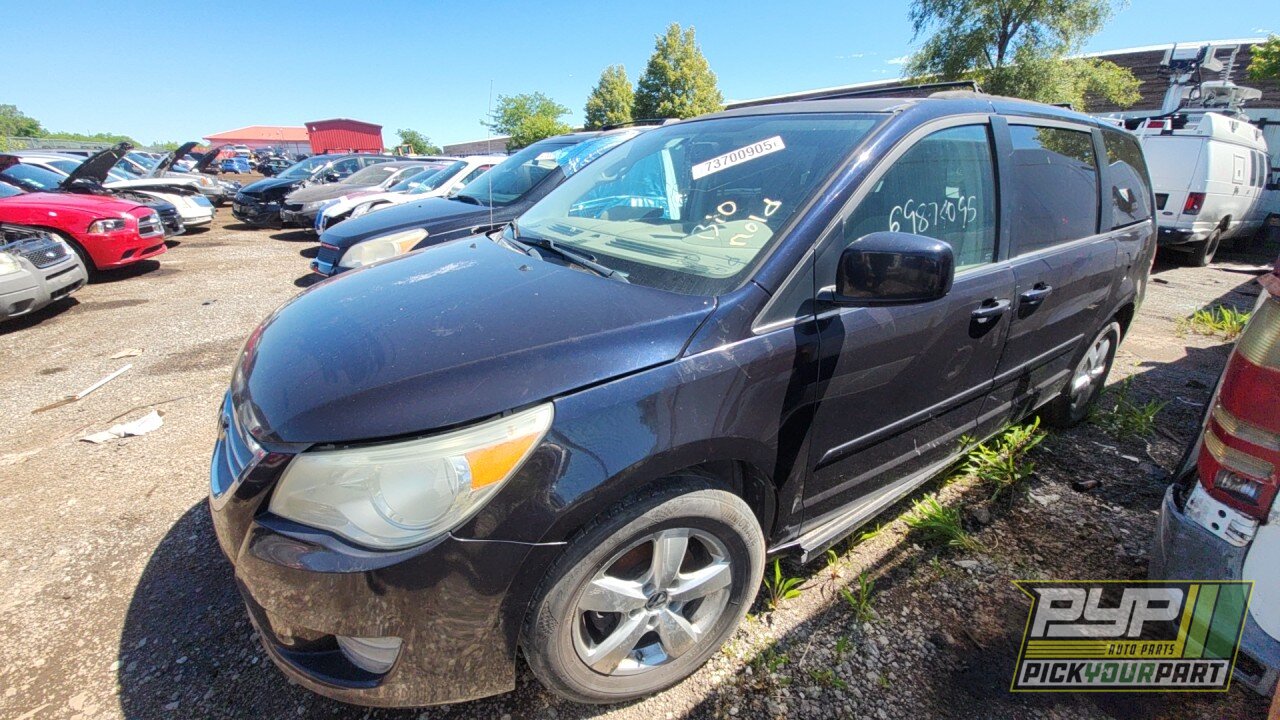 Photo of 2011 Volkswagen Routan