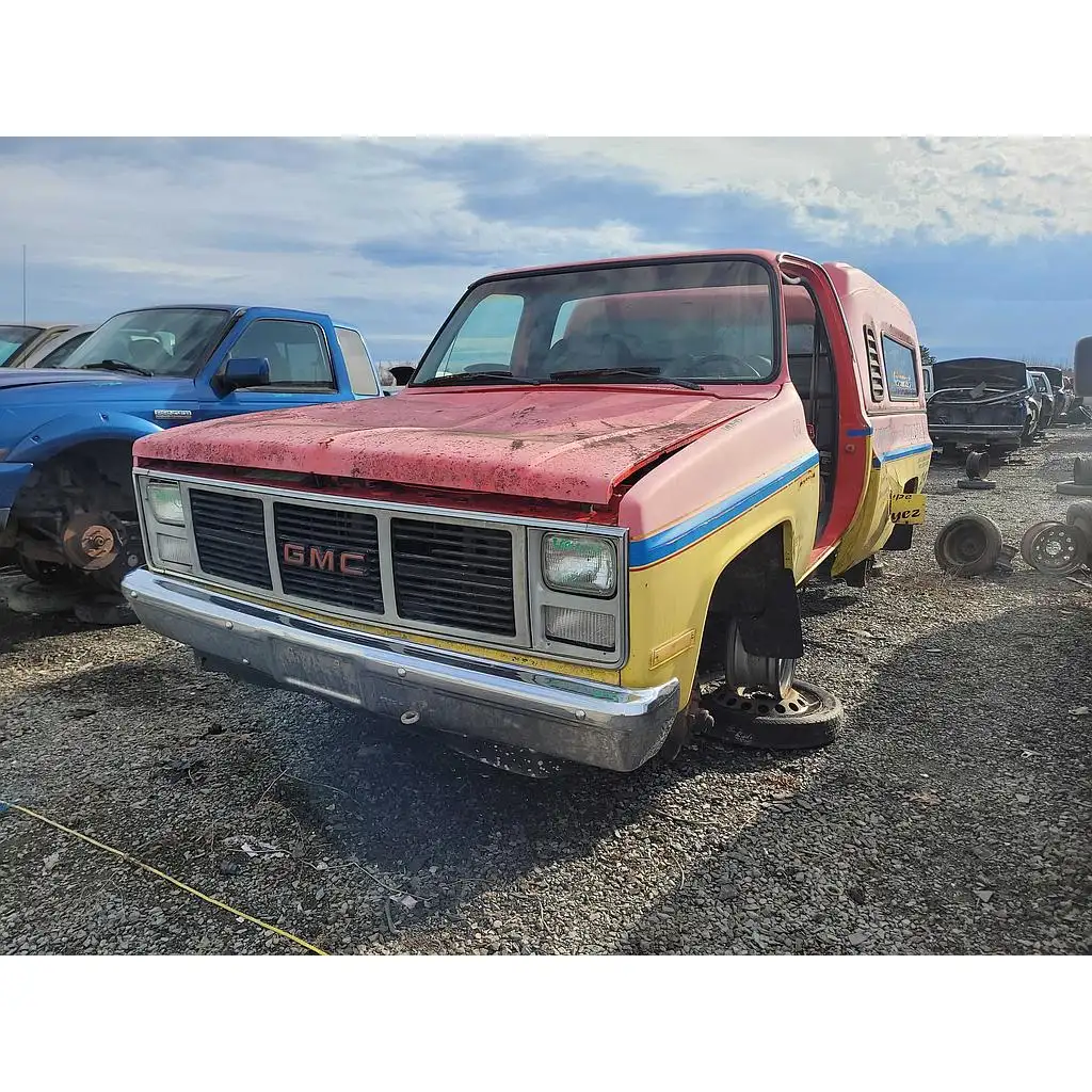 Photo of 1985 Gmc 1/2 Ton Pickups