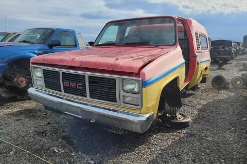 Photo of 1985 Gmc 1/2 Ton Pickups