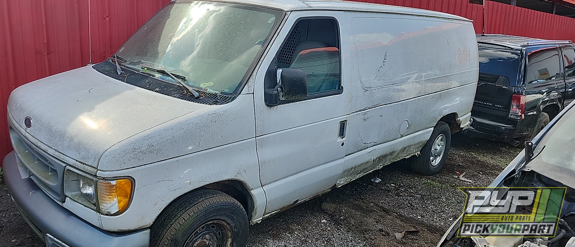 Photo of 1999 Ford E-150 Econoline
