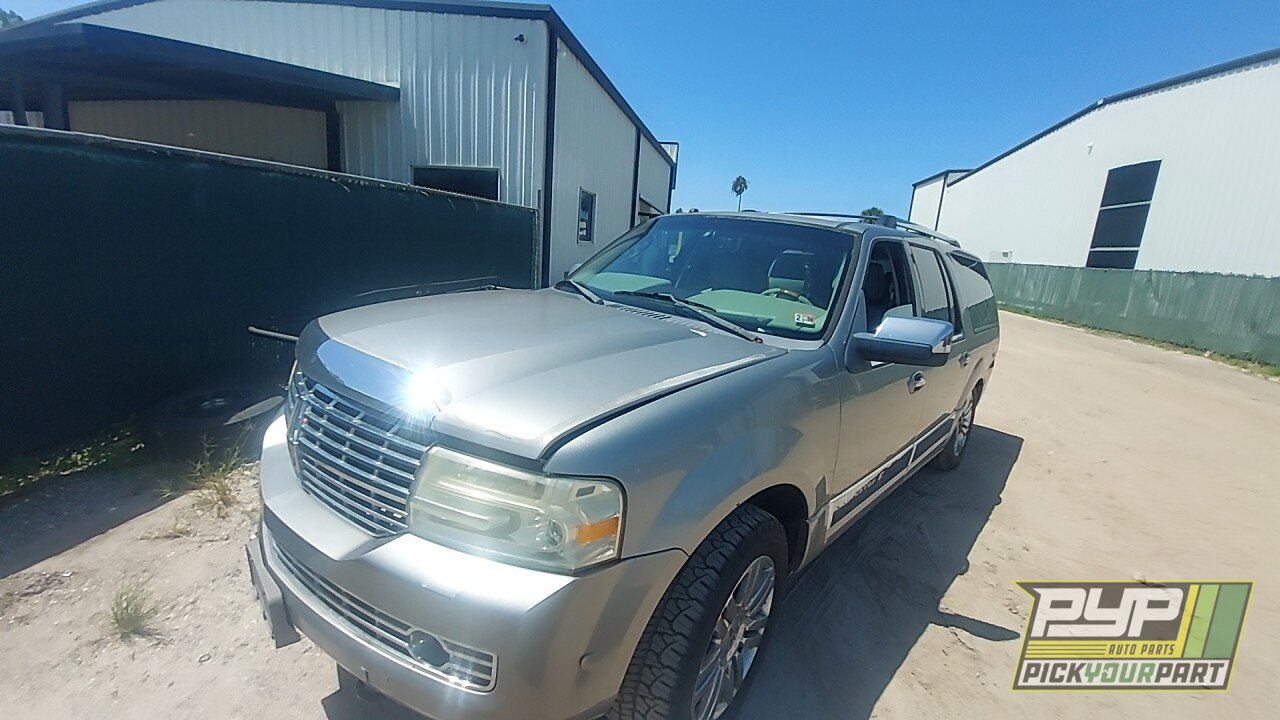 Photo of 2008 Lincoln Navigator
