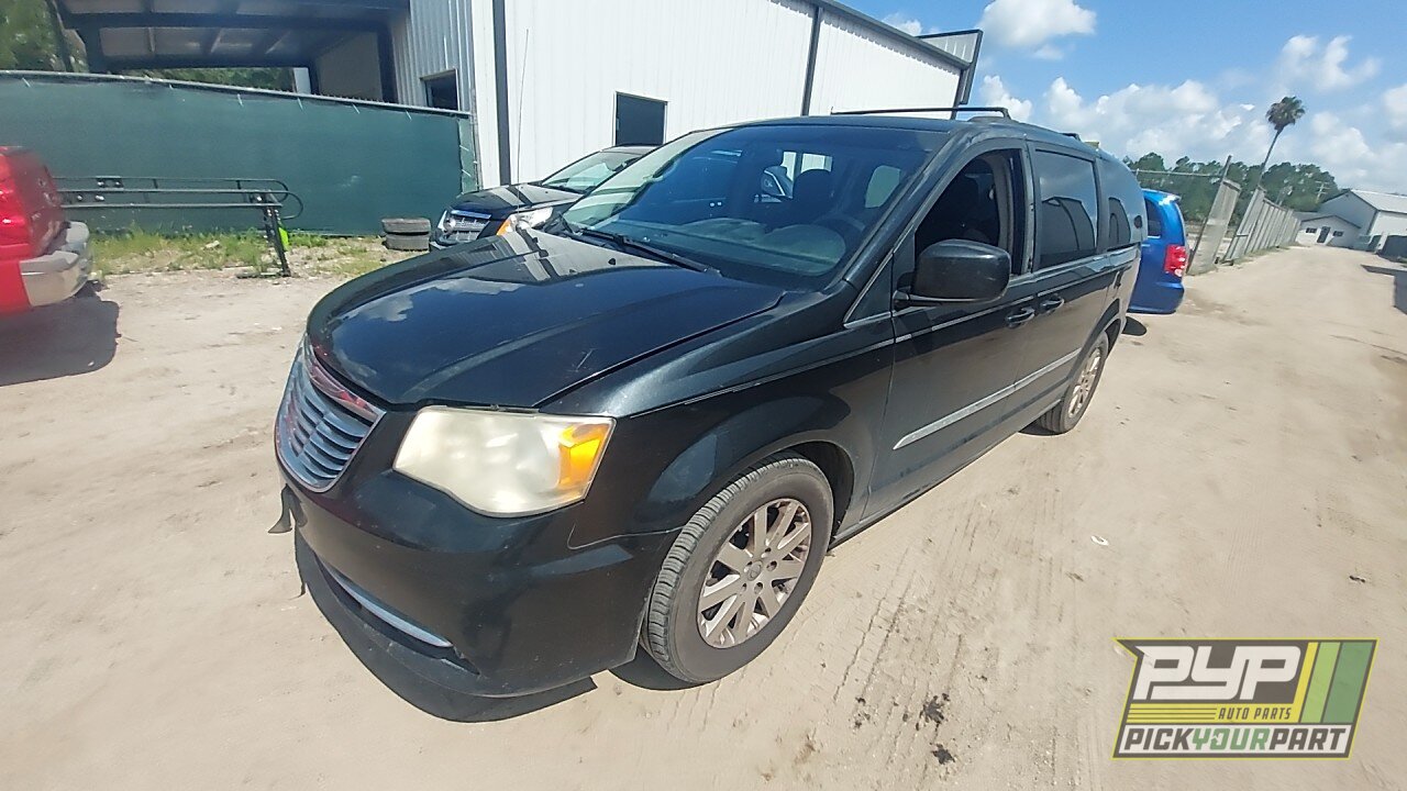 Photo of 2014 Chrysler Town & Country