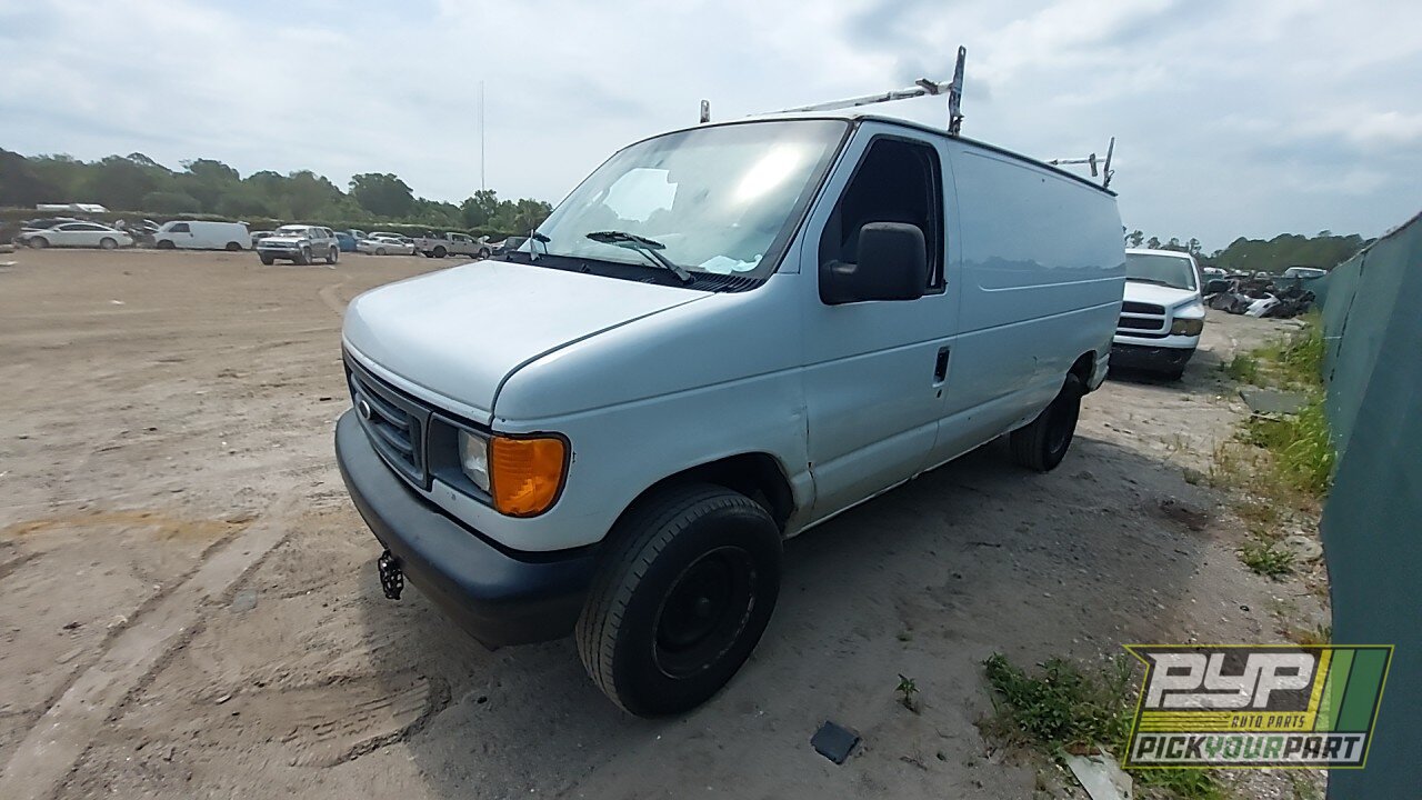 Photo of 2004 Ford E-250