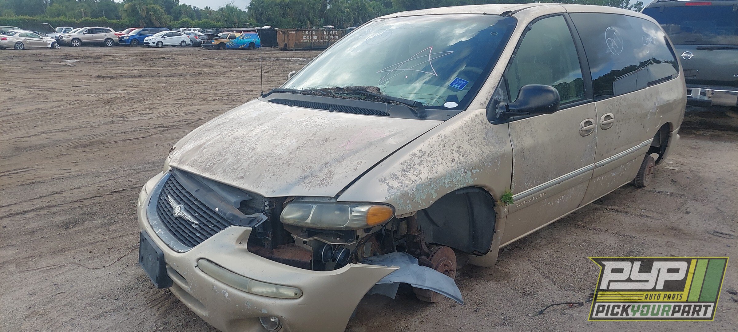 Photo of 1998 Chrysler Town & Country