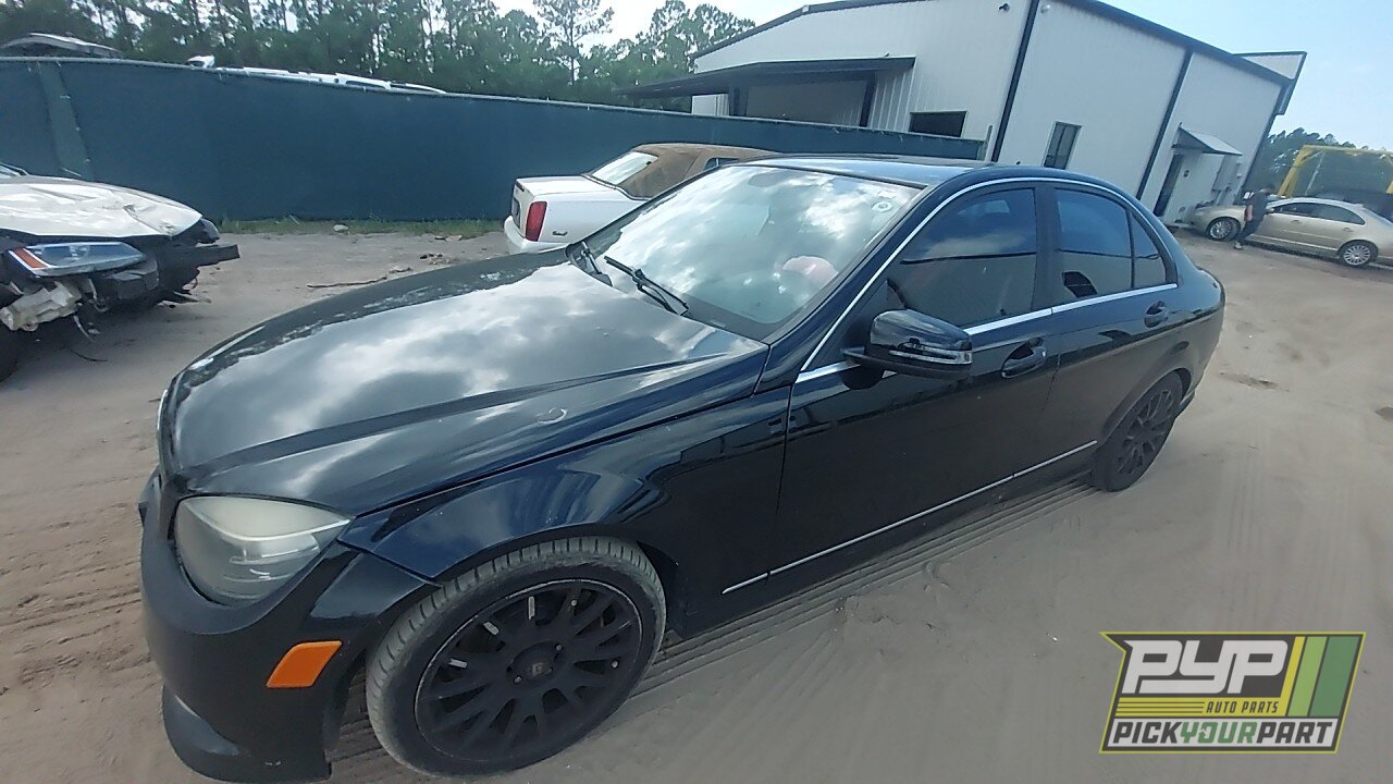 Photo of 2011 Mercedes-Benz C300