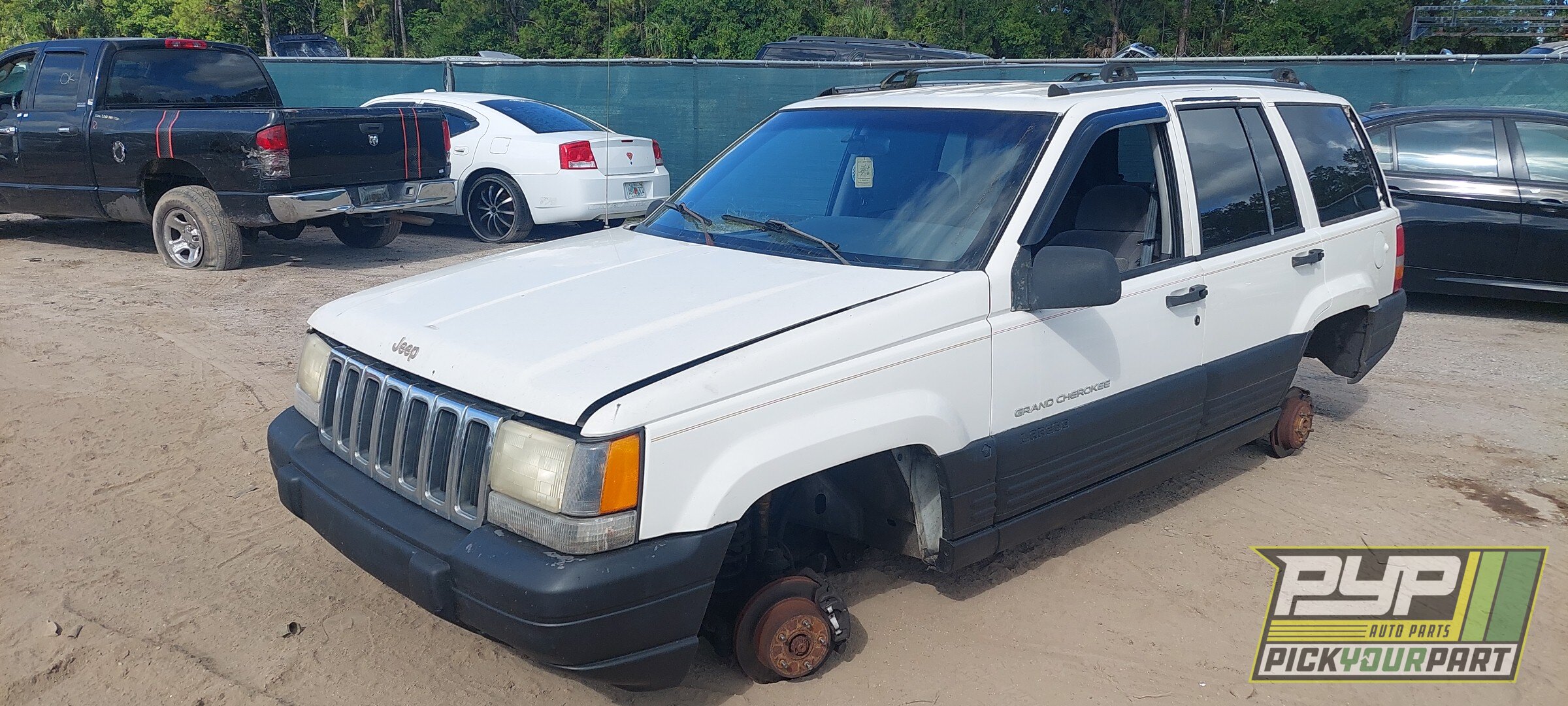 Photo of 1997 Jeep Grand Cherokee
